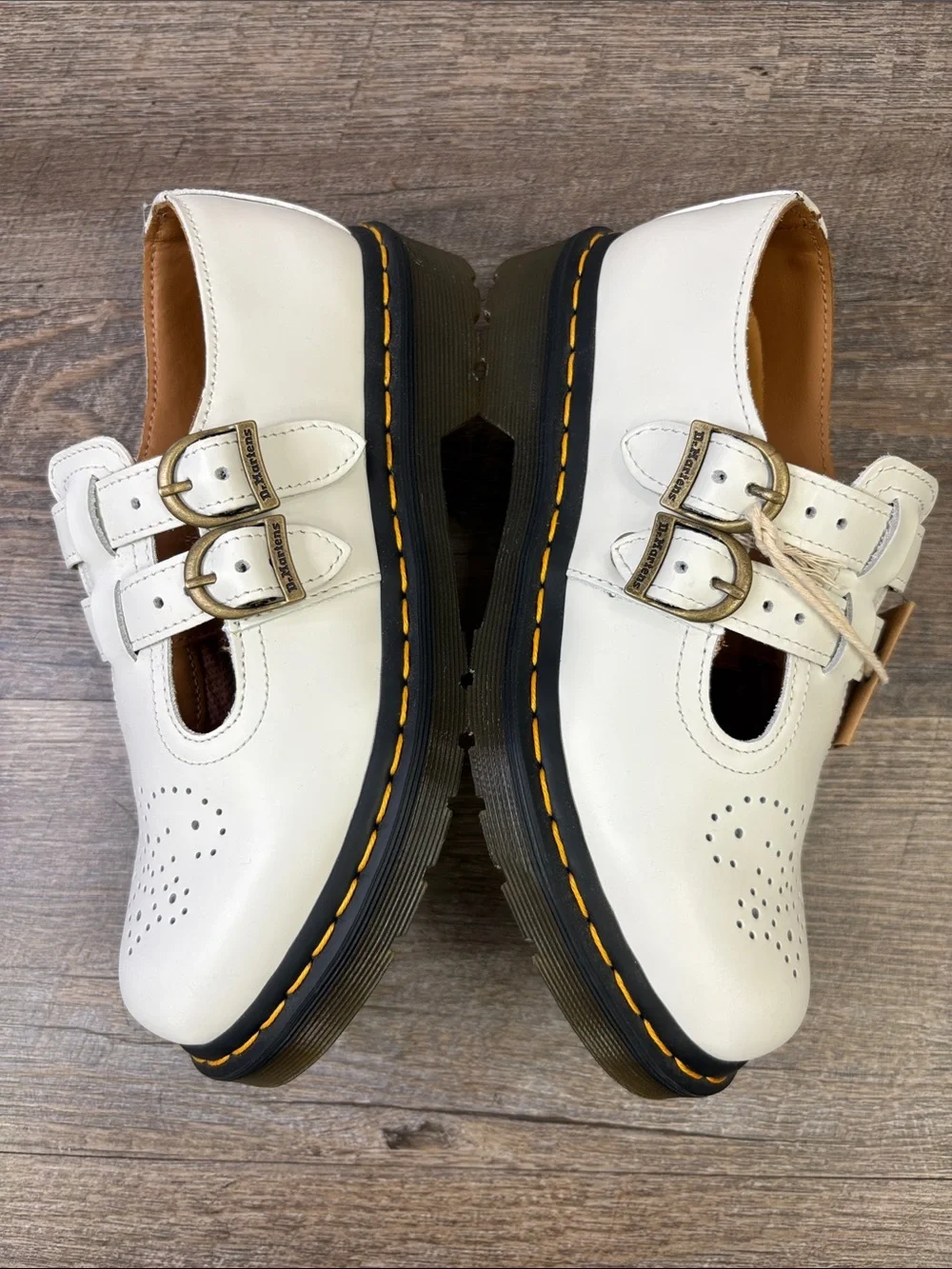Dr. Martens 8065 Mary Jane White Leather Shoes Women’s US 6 NWT